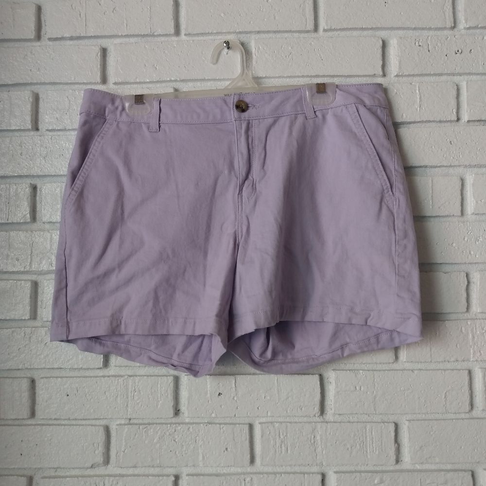 Lavender a.n.a Shorts Women's Size 14